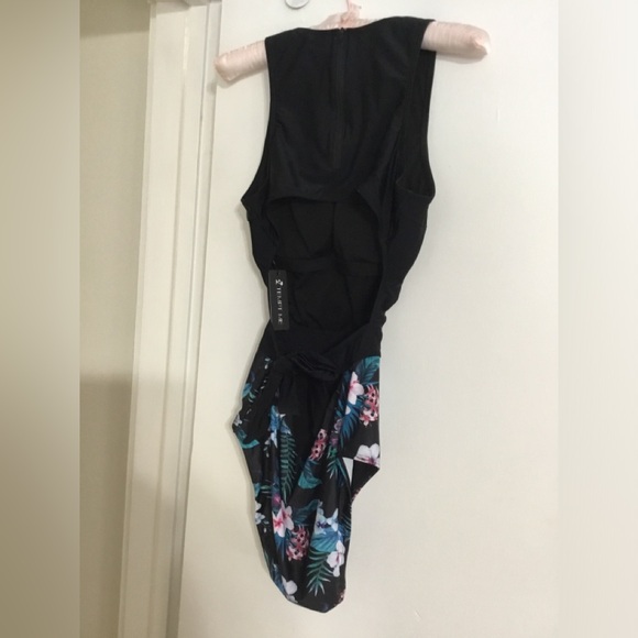 Tempt Me black with floral bottom bathing suit size L NWT - Picture 4 of 8